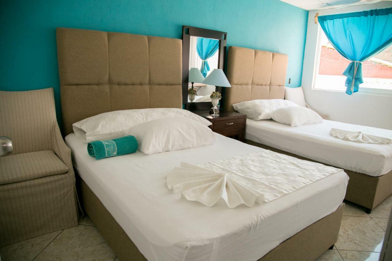Boutique Basic Hotel Пуерто Валярта Екстериор снимка